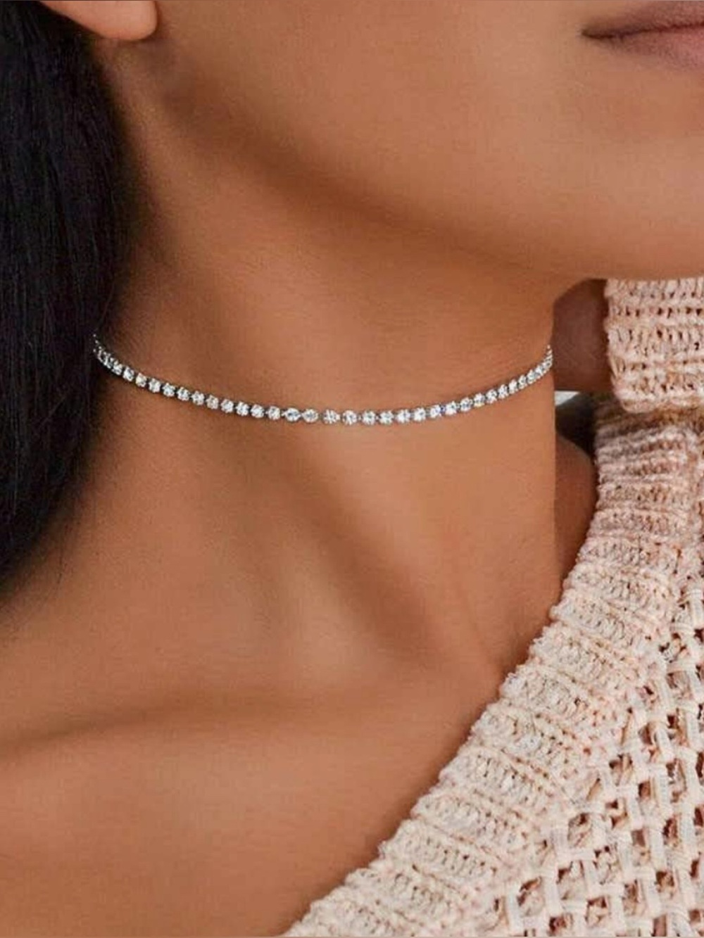 Eftom Rhinestone Choker Necklace